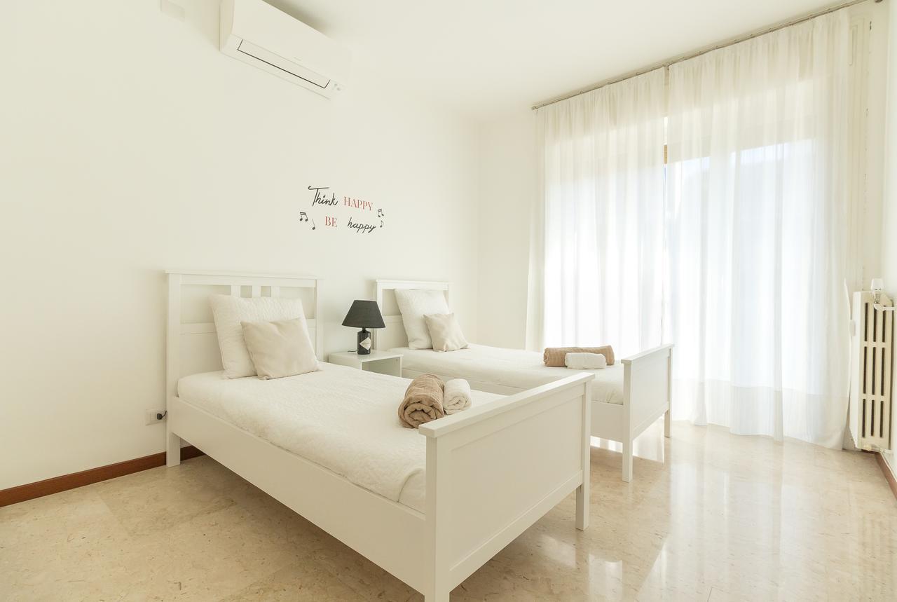 Alessia'S Flat- Sondrio M3 Apartment Milan Exterior photo