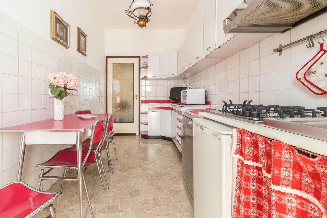 Alessia'S Flat- Sondrio M3 Apartment Milan Exterior photo